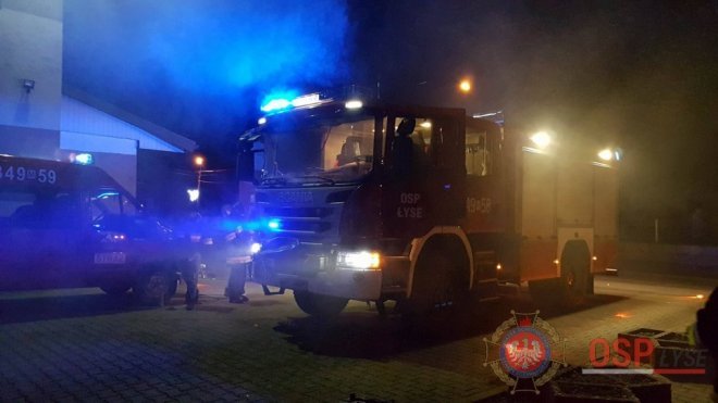 Strażacy ochotnicy z Łysych cieszą się już z nowego wozu bojowego [WIDEO, ZDJĘCIA] - zdjęcie #8 - eOstroleka.pl