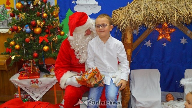 ​Jasełka w Przedszkolu Miejskim Nr 8 w Ostrołęce [19-20.12.2016] - zdjęcie #23 - eOstroleka.pl