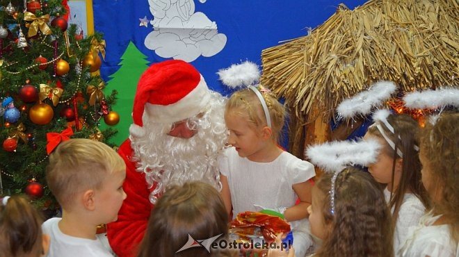 ​Jasełka w Przedszkolu Miejskim Nr 8 w Ostrołęce [19-20.12.2016] - zdjęcie #9 - eOstroleka.pl