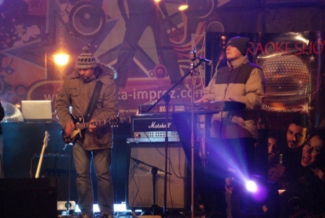 Sylwester Miejski na Placu Bema (31.12.09) - zdjęcie #87 - eOstroleka.pl