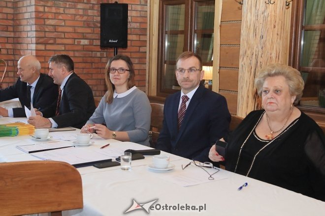 Za nami XXVII sesja Rady Powiatu w Ostrołęce [WIDEO, ZDJĘCIA] - zdjęcie #6 - eOstroleka.pl