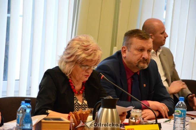 Budżetowa sesja Rady Miasta Ostrołęki [29.12.2016] - zdjęcie #11 - eOstroleka.pl