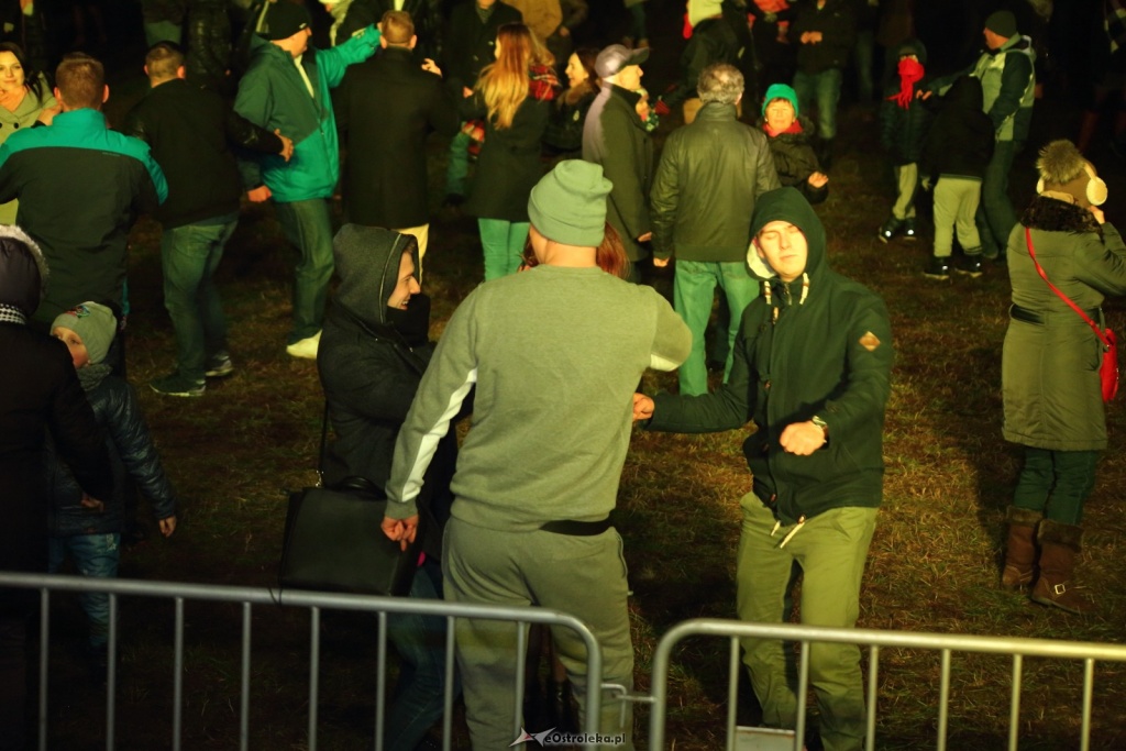 Miejski Sylwester pod Galerią Bursztynową [31.12.2016] - zdjęcie #85 - eOstroleka.pl