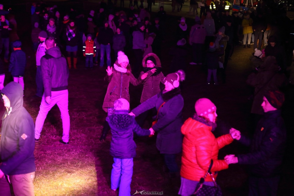 Miejski Sylwester pod Galerią Bursztynową [31.12.2016] - zdjęcie #80 - eOstroleka.pl