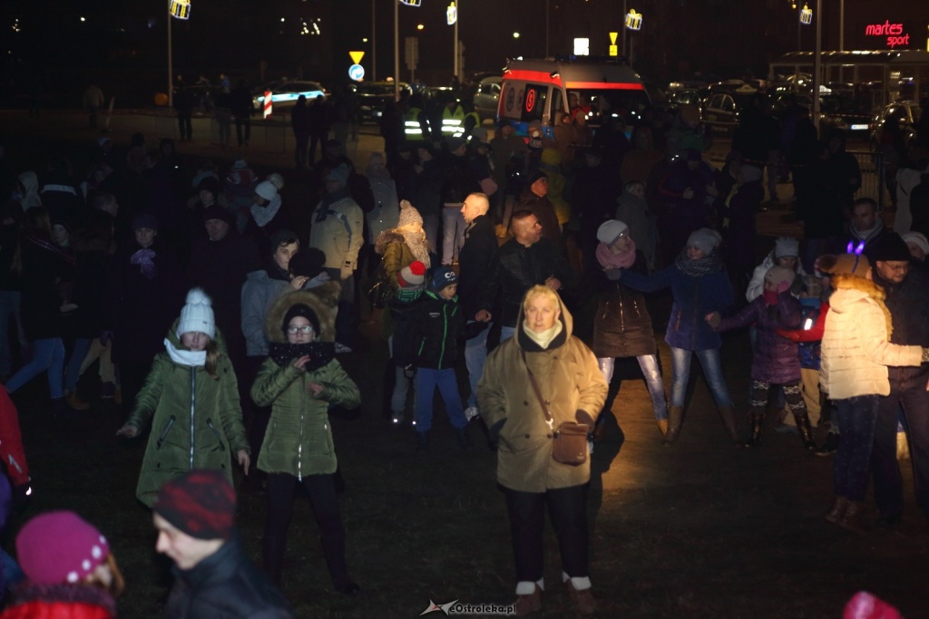 Miejski Sylwester pod Galerią Bursztynową [31.12.2016] - zdjęcie #63 - eOstroleka.pl