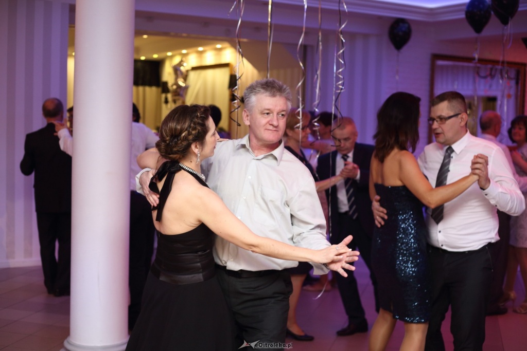 Bale sylwestrowe w Ostrołęce [01.01.2017] - zdjęcie #36 - eOstroleka.pl