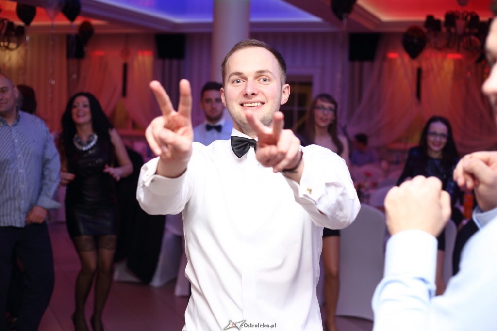 Bale sylwestrowe w Ostrołęce [01.01.2017] - zdjęcie #4 - eOstroleka.pl