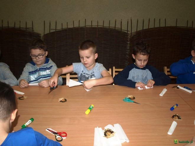 Kadzidło: Regionalne warsztaty bożonarodzeniowe w Centrum Kultury Kurpiowskiej [ZDJĘCIA] - zdjęcie #129 - eOstroleka.pl