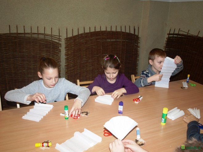 Kadzidło: Regionalne warsztaty bożonarodzeniowe w Centrum Kultury Kurpiowskiej [ZDJĘCIA] - zdjęcie #125 - eOstroleka.pl