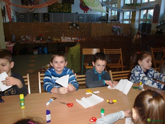 Kadzidło: Regionalne warsztaty bożonarodzeniowe w Centrum Kultury Kurpiowskiej [ZDJĘCIA] - zdjęcie #123 - eOstroleka.pl