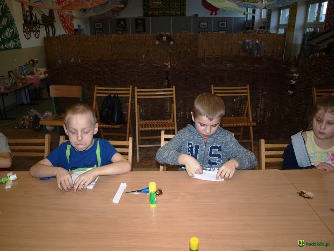 Kadzidło: Regionalne warsztaty bożonarodzeniowe w Centrum Kultury Kurpiowskiej [ZDJĘCIA] - zdjęcie #110 - eOstroleka.pl