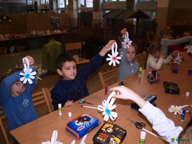 Kadzidło: Regionalne warsztaty bożonarodzeniowe w Centrum Kultury Kurpiowskiej [ZDJĘCIA] - zdjęcie #86 - eOstroleka.pl