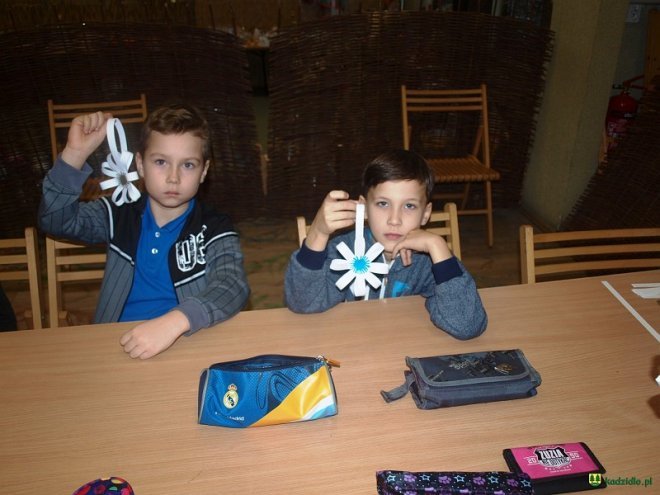 Kadzidło: Regionalne warsztaty bożonarodzeniowe w Centrum Kultury Kurpiowskiej [ZDJĘCIA] - zdjęcie #83 - eOstroleka.pl