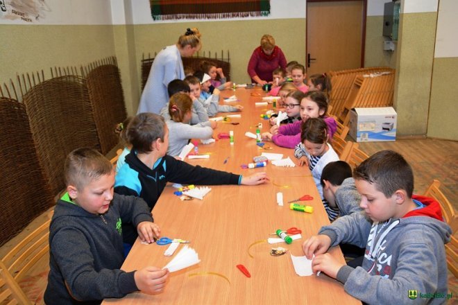 Kadzidło: Regionalne warsztaty bożonarodzeniowe w Centrum Kultury Kurpiowskiej [ZDJĘCIA] - zdjęcie #58 - eOstroleka.pl