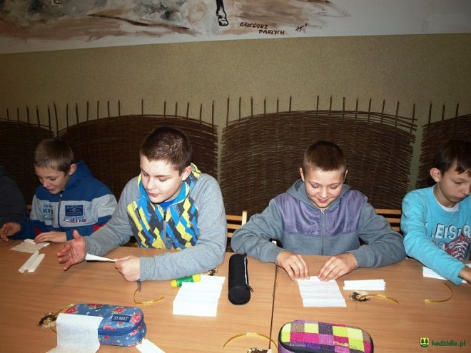 Kadzidło: Regionalne warsztaty bożonarodzeniowe w Centrum Kultury Kurpiowskiej [ZDJĘCIA] - zdjęcie #53 - eOstroleka.pl