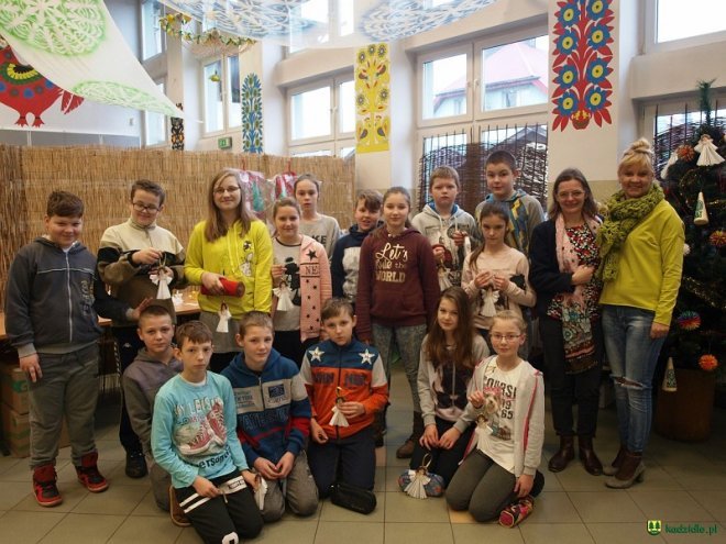 Kadzidło: Regionalne warsztaty bożonarodzeniowe w Centrum Kultury Kurpiowskiej [ZDJĘCIA] - zdjęcie #47 - eOstroleka.pl