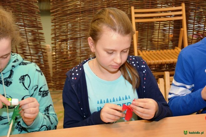Kadzidło: Regionalne warsztaty bożonarodzeniowe w Centrum Kultury Kurpiowskiej [ZDJĘCIA] - zdjęcie #29 - eOstroleka.pl