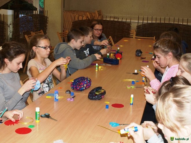 Kadzidło: Regionalne warsztaty bożonarodzeniowe w Centrum Kultury Kurpiowskiej [ZDJĘCIA] - zdjęcie #24 - eOstroleka.pl