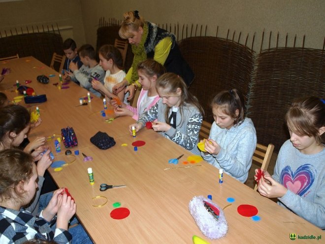 Kadzidło: Regionalne warsztaty bożonarodzeniowe w Centrum Kultury Kurpiowskiej [ZDJĘCIA] - zdjęcie #17 - eOstroleka.pl