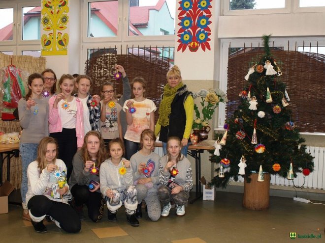 Kadzidło: Regionalne warsztaty bożonarodzeniowe w Centrum Kultury Kurpiowskiej [ZDJĘCIA] - zdjęcie #2 - eOstroleka.pl