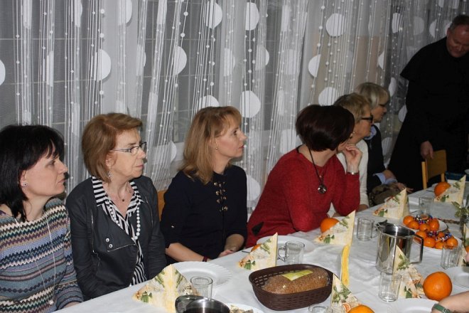 Wigilijna kolacja w Internacie ZSZ nr 2 [ZDJĘCIA] - zdjęcie #12 - eOstroleka.pl