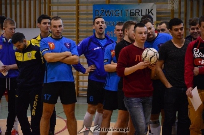 Turniej o Puchar Wójta Gminy Rzekuń [07.01.2016] - zdjęcie #10 - eOstroleka.pl
