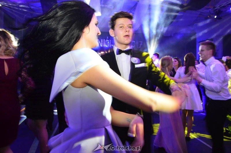 Studniówka III LO w Ostrołęce [07.01.2017] - zdjęcie #202 - eOstroleka.pl