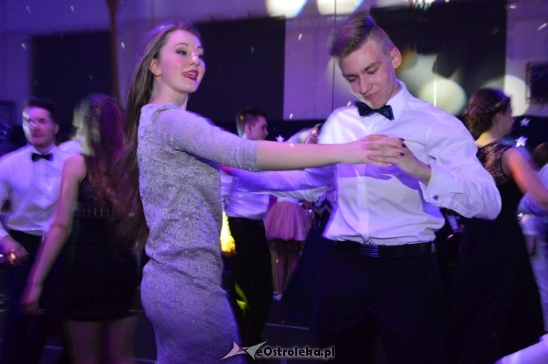 Studniówka III LO w Ostrołęce [07.01.2017] - zdjęcie #200 - eOstroleka.pl