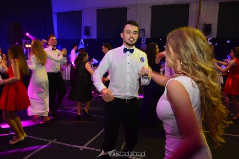 Studniówka III LO w Ostrołęce [07.01.2017] - zdjęcie #178 - eOstroleka.pl