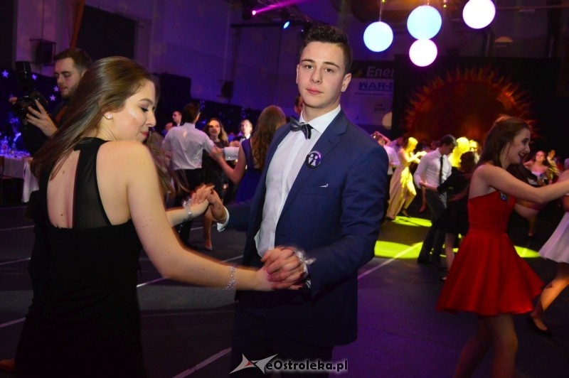 Studniówka III LO w Ostrołęce [07.01.2017] - zdjęcie #175 - eOstroleka.pl