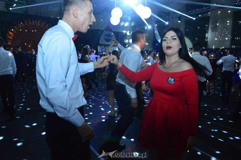 Studniówka III LO w Ostrołęce [07.01.2017] - zdjęcie #167 - eOstroleka.pl