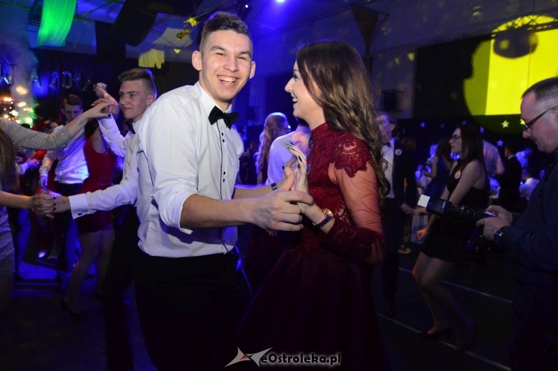 Studniówka III LO w Ostrołęce [07.01.2017] - zdjęcie #166 - eOstroleka.pl