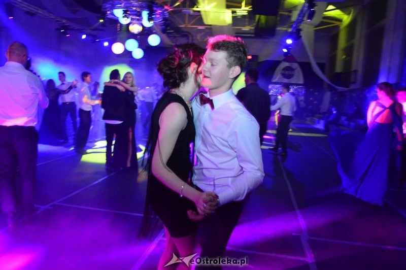 Studniówka III LO w Ostrołęce [07.01.2017] - zdjęcie #138 - eOstroleka.pl