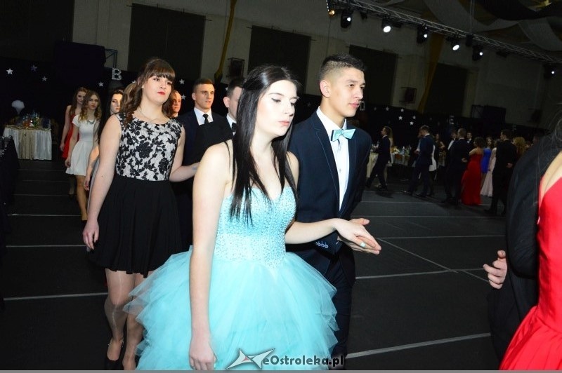 Studniówka III LO w Ostrołęce [07.01.2017] - zdjęcie #249 - eOstroleka.pl