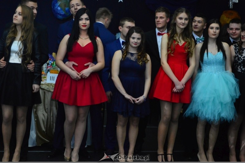 Studniówka III LO w Ostrołęce [07.01.2017] - zdjęcie #223 - eOstroleka.pl