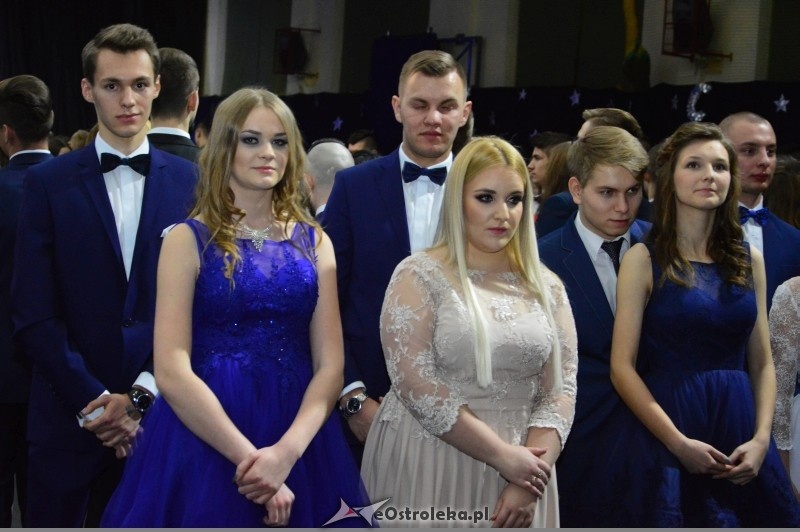 Studniówka III LO w Ostrołęce [07.01.2017] - zdjęcie #209 - eOstroleka.pl