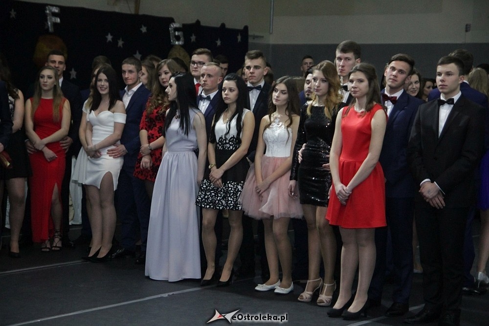 Studniówka III LO w Ostrołęce [07.01.2017] - zdjęcie #127 - eOstroleka.pl