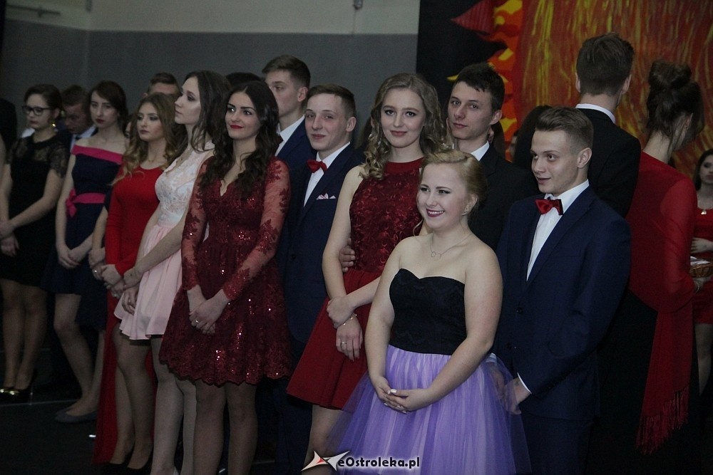 Studniówka III LO w Ostrołęce [07.01.2017] - zdjęcie #124 - eOstroleka.pl