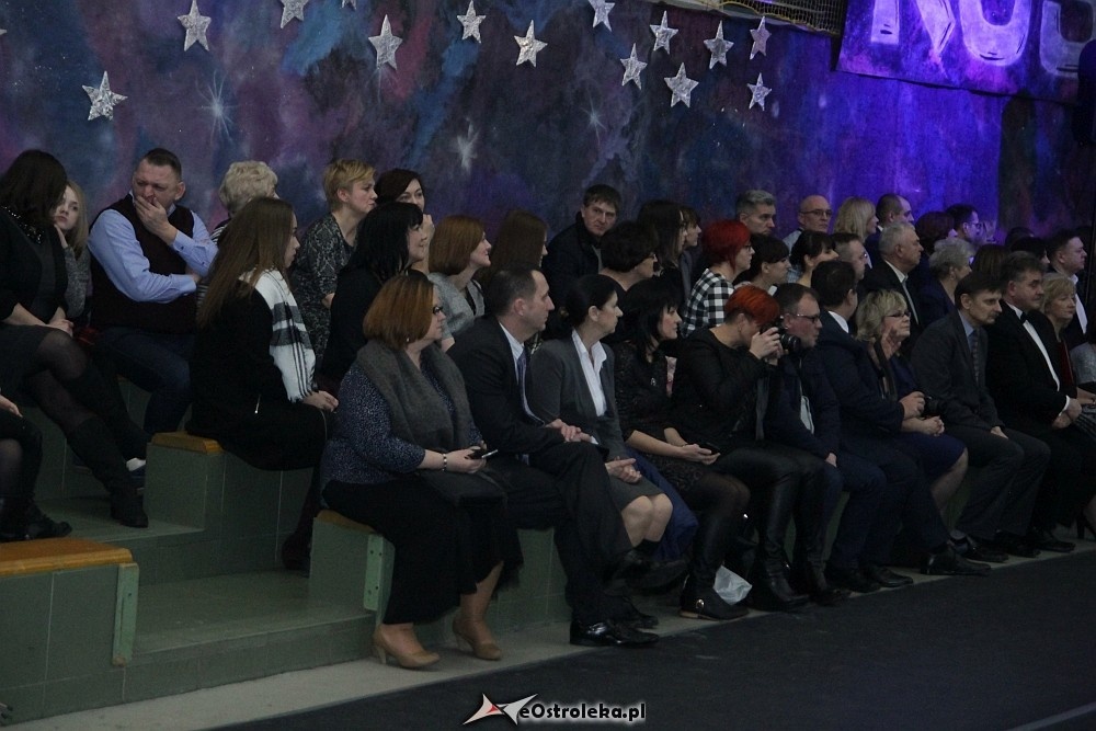 Studniówka III LO w Ostrołęce [07.01.2017] - zdjęcie #123 - eOstroleka.pl