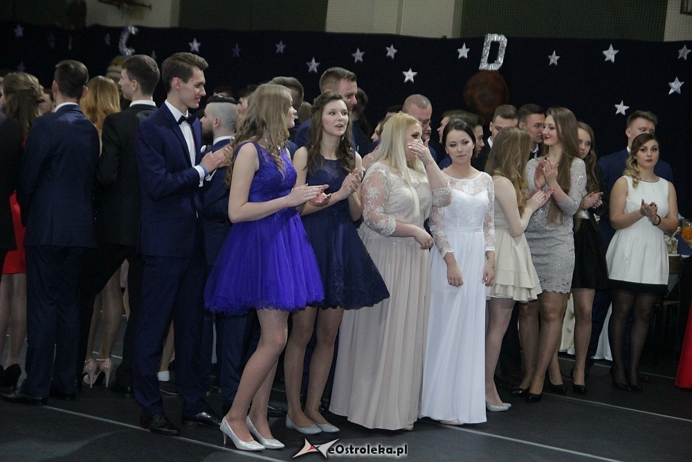 Studniówka III LO w Ostrołęce [07.01.2017] - zdjęcie #122 - eOstroleka.pl