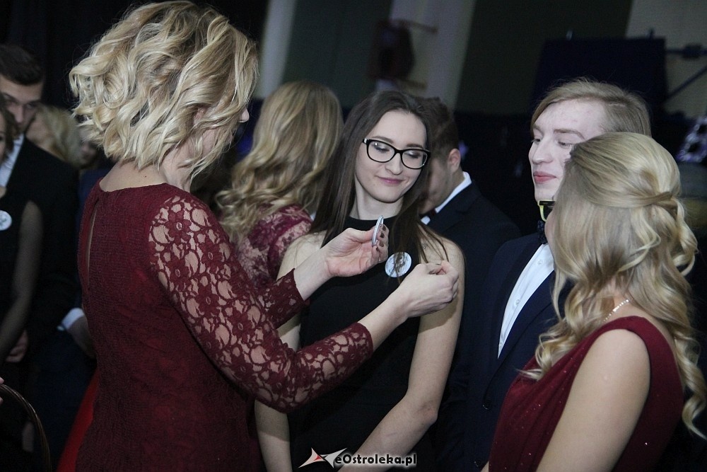 Studniówka III LO w Ostrołęce [07.01.2017] - zdjęcie #117 - eOstroleka.pl