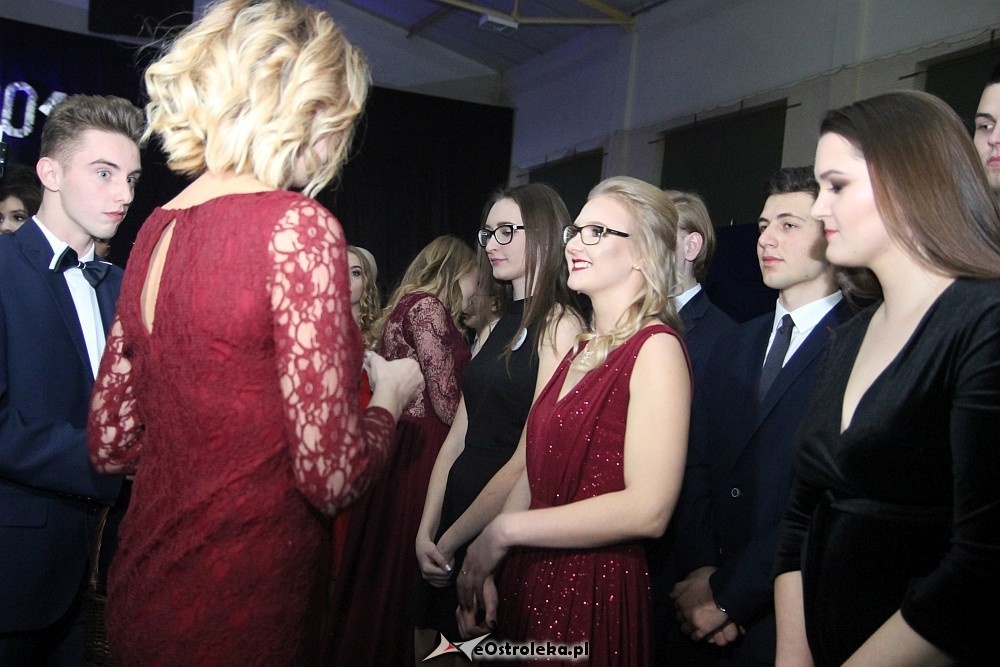 Studniówka III LO w Ostrołęce [07.01.2017] - zdjęcie #116 - eOstroleka.pl