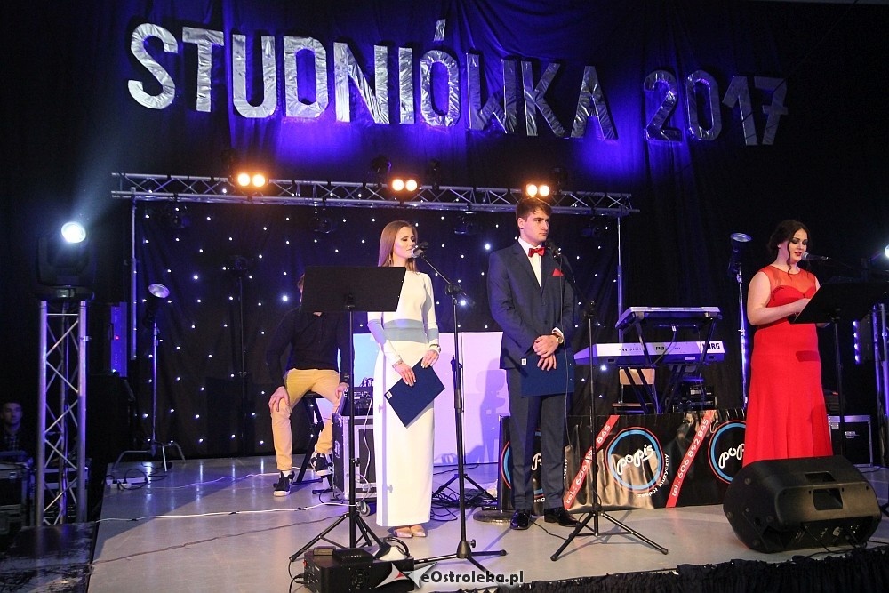 Studniówka III LO w Ostrołęce [07.01.2017] - zdjęcie #111 - eOstroleka.pl