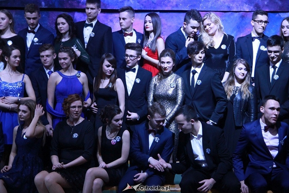 Studniówka III LO w Ostrołęce [07.01.2017] - zdjęcie #104 - eOstroleka.pl