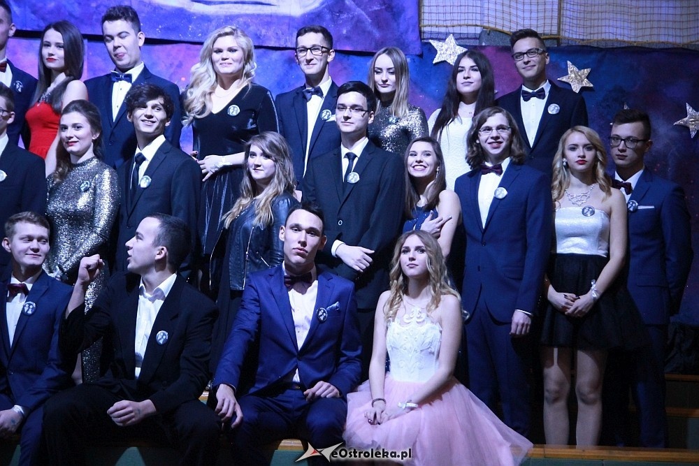 Studniówka III LO w Ostrołęce [07.01.2017] - zdjęcie #101 - eOstroleka.pl