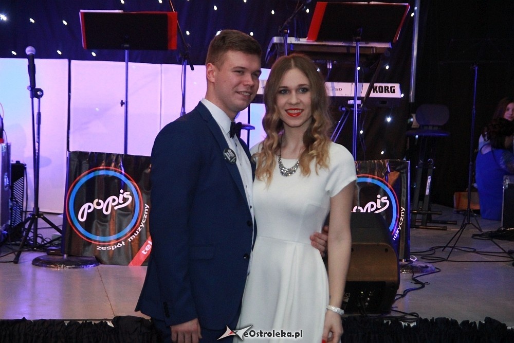 Studniówka III LO w Ostrołęce [07.01.2017] - zdjęcie #88 - eOstroleka.pl