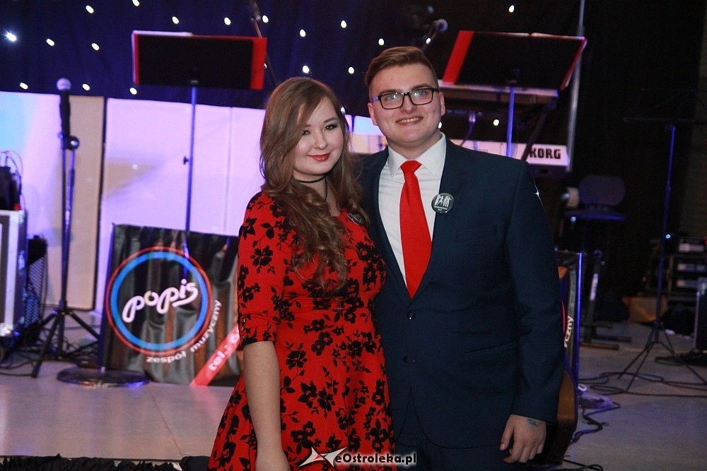 Studniówka III LO w Ostrołęce [07.01.2017] - zdjęcie #80 - eOstroleka.pl