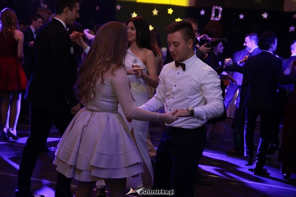 Studniówka III LO w Ostrołęce [07.01.2017] - zdjęcie #73 - eOstroleka.pl