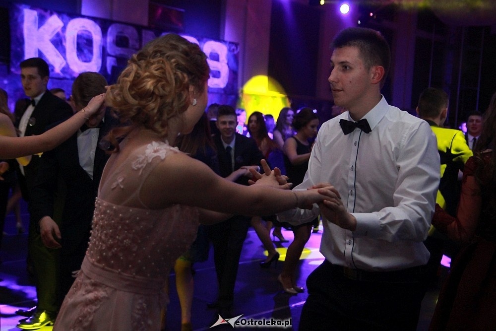 Studniówka III LO w Ostrołęce [07.01.2017] - zdjęcie #72 - eOstroleka.pl