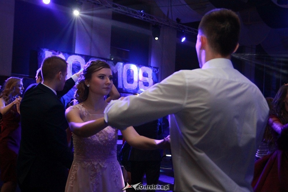 Studniówka III LO w Ostrołęce [07.01.2017] - zdjęcie #71 - eOstroleka.pl